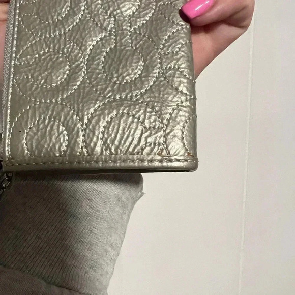 Metallic Coach Small Key Chain Wallet Silver - Picture 5 of 7